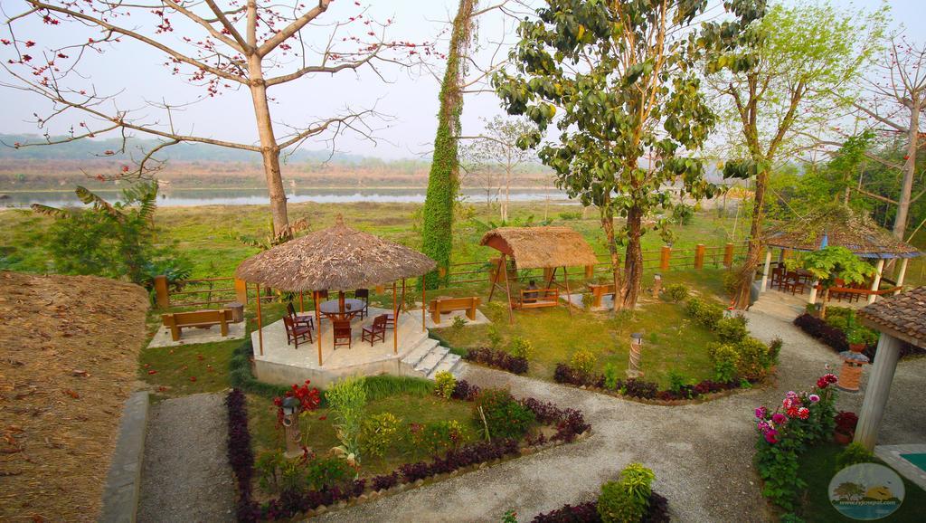 River View Jungle Camp Саураха Экстерьер фото