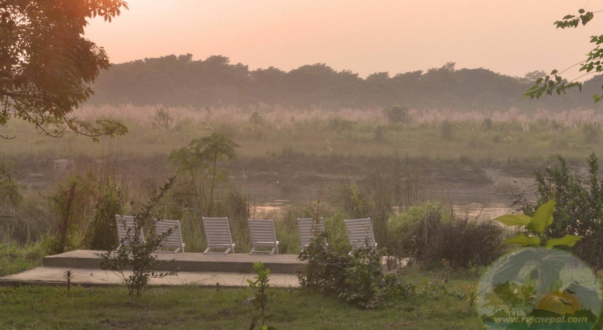River View Jungle Camp Саураха Экстерьер фото